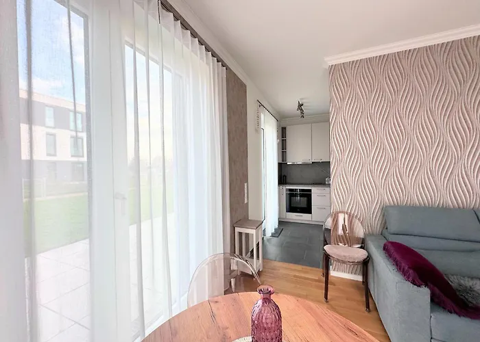 Rosi Sn * Schwerin (Mecklenburg-Vorpommern)